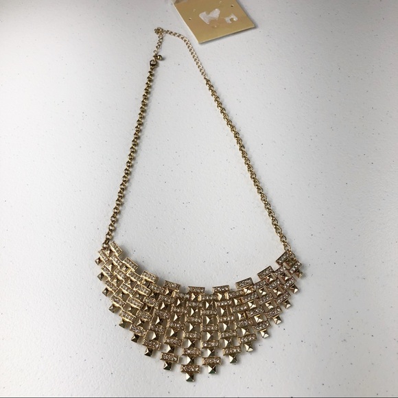 Basic Necklace - Picture 4 of 8